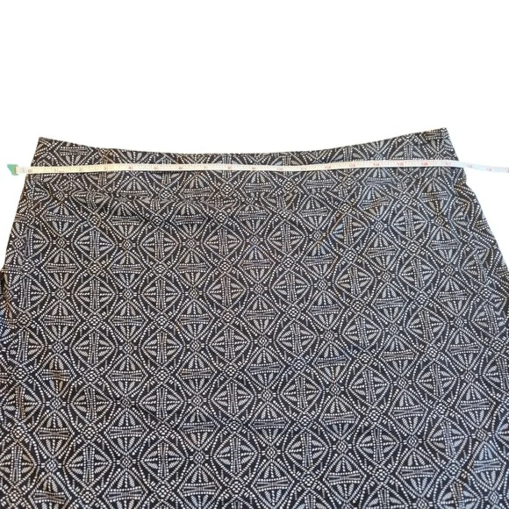 RipSkirt Hawaii‎ Black Pearl Batik Wrap Skirt Large NWT Quick Dry Beach Coverup